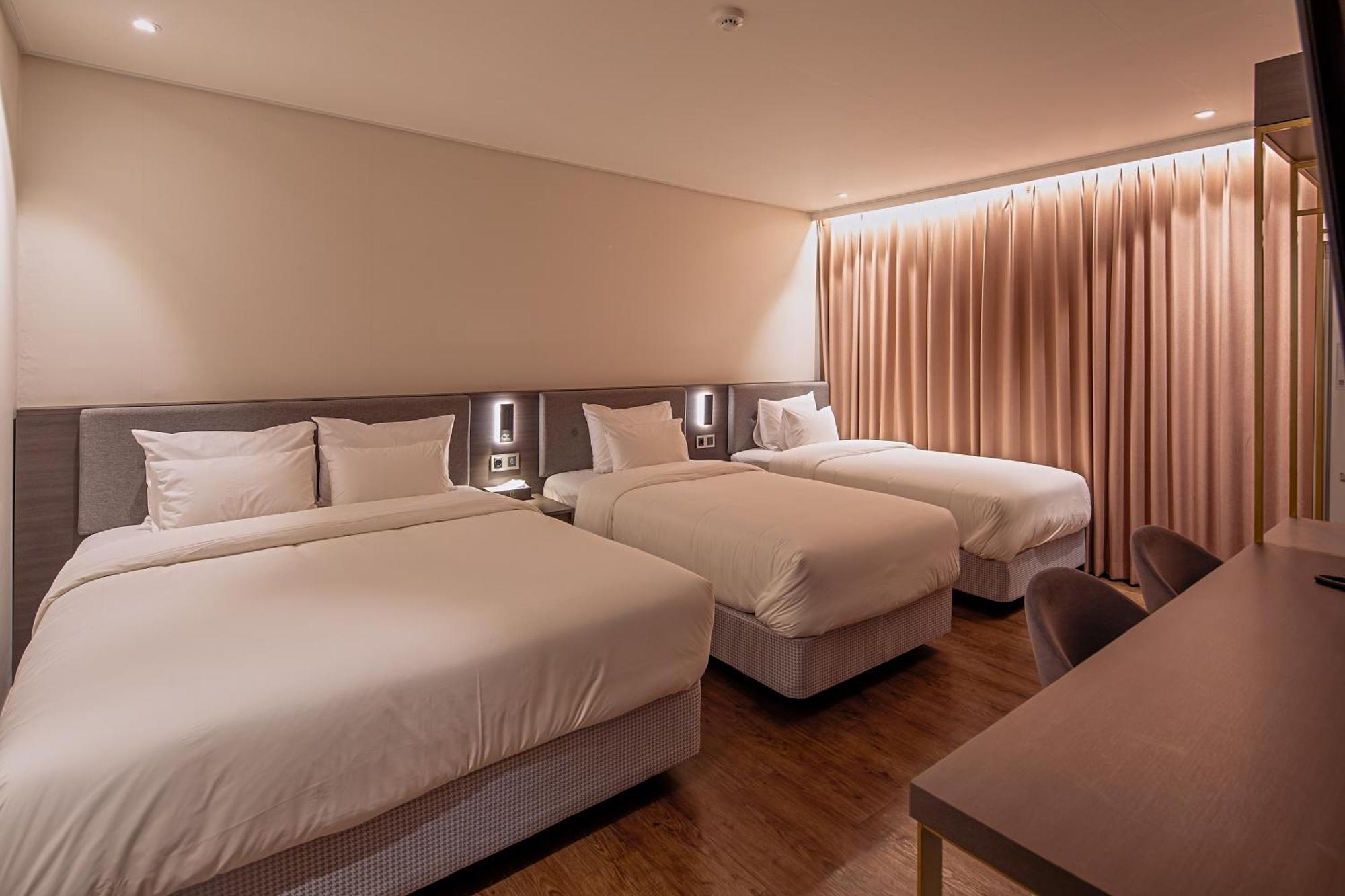 Cloud In Hotel Mokpo Peace Square Kültér fotó
